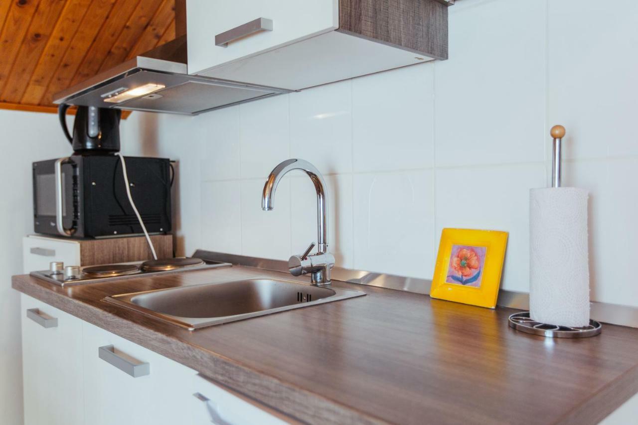 Apartments Toni Podstrana Luaran gambar